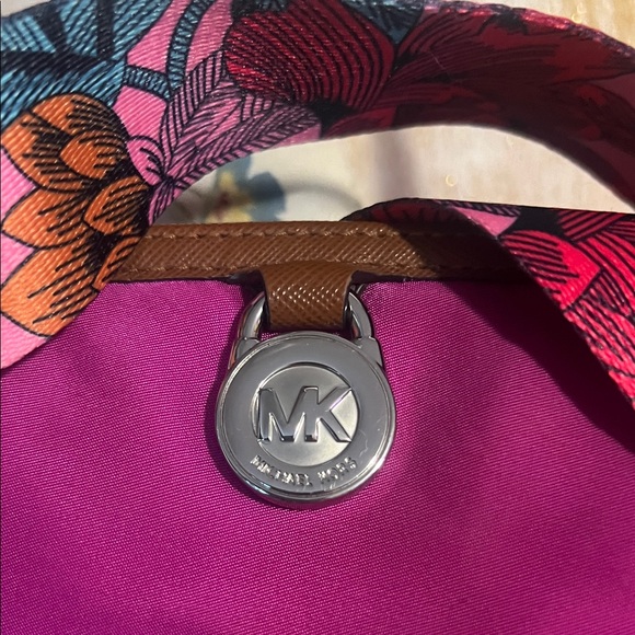 Michael Kors Handbags - Michael Kors Vibrant Pink and Brown Tote